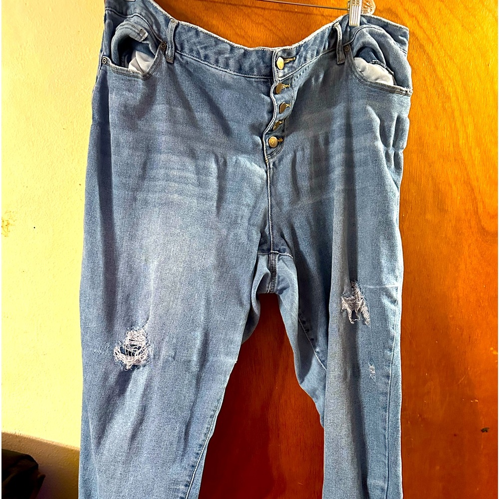 Cato Size 24w Distressed Jeans